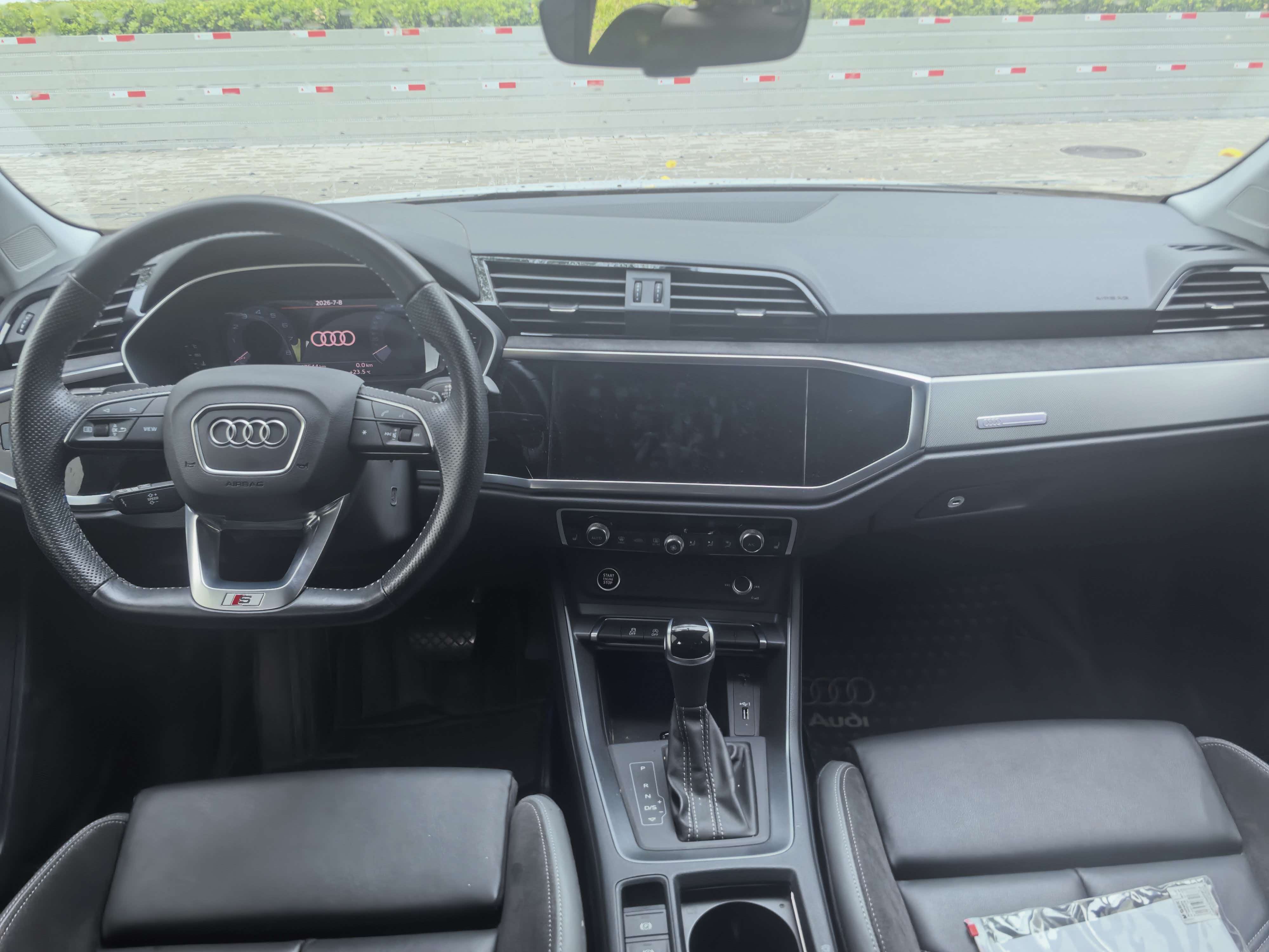 Audi Q3 Sportback 2021 car image #3