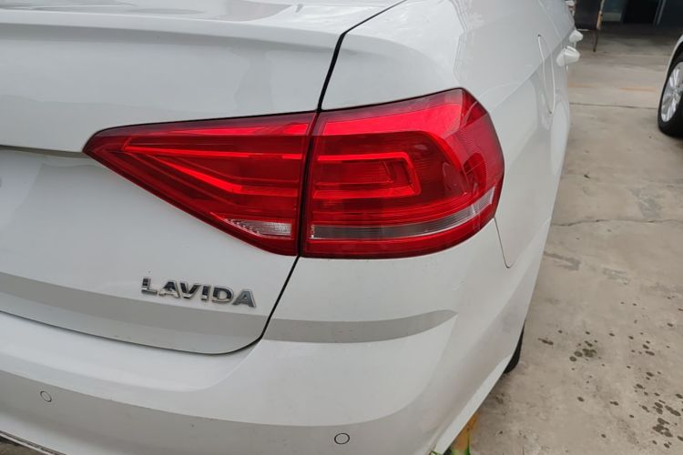 Volkswagen Lavida 2018 #8 Volkswagen Lavida 2018 car image #8