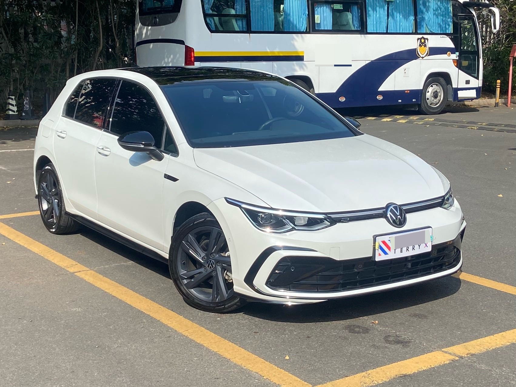 2023 car image #3