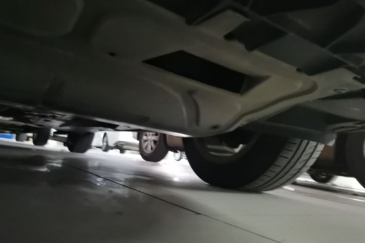 Volkswagen Polo 2015 car image #26