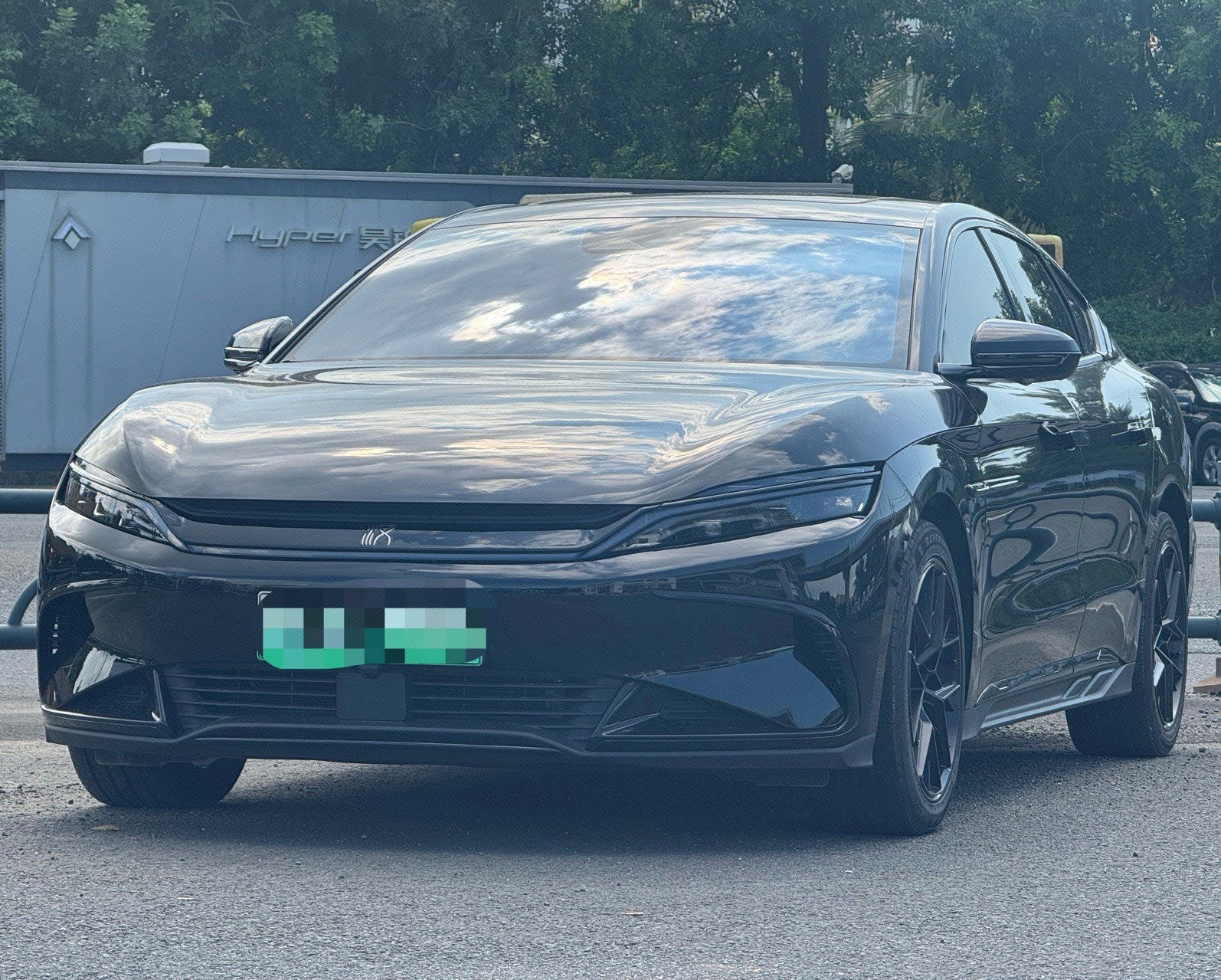BYD Han 2023 BYD Han 2023 car image