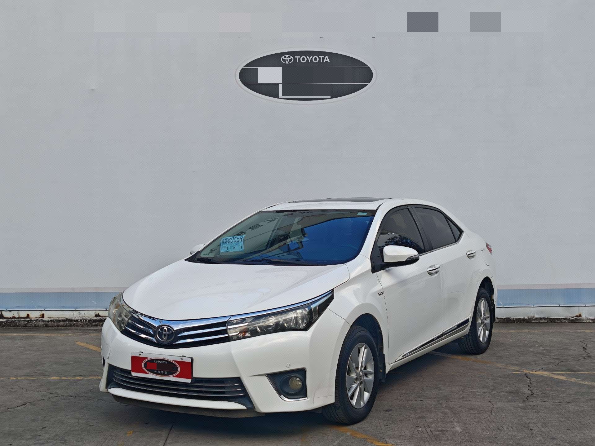 Toyota Corolla 2015 Toyota Corolla 2015 immagine di auto