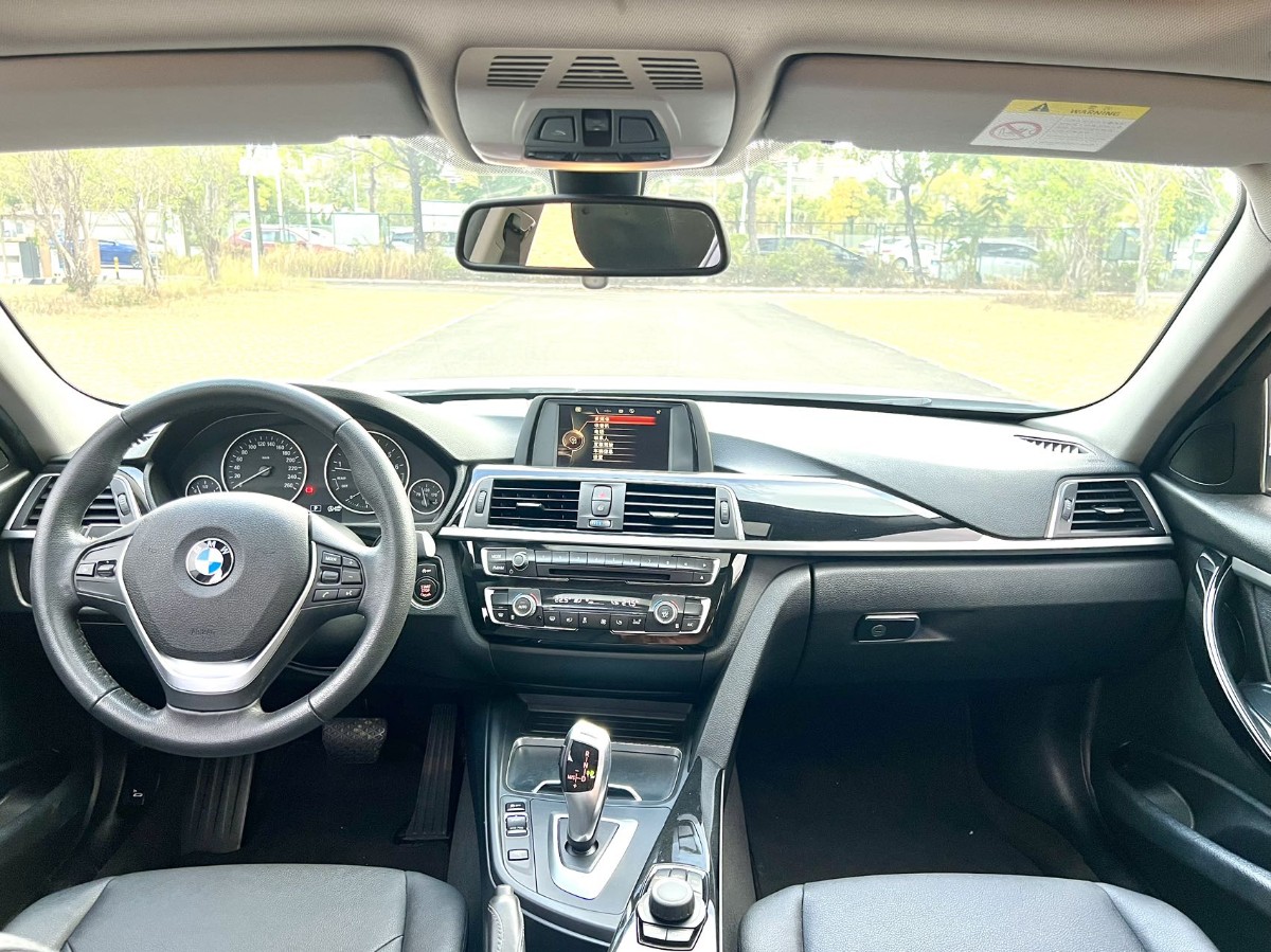 BMW 3 Series 2017 car image #7