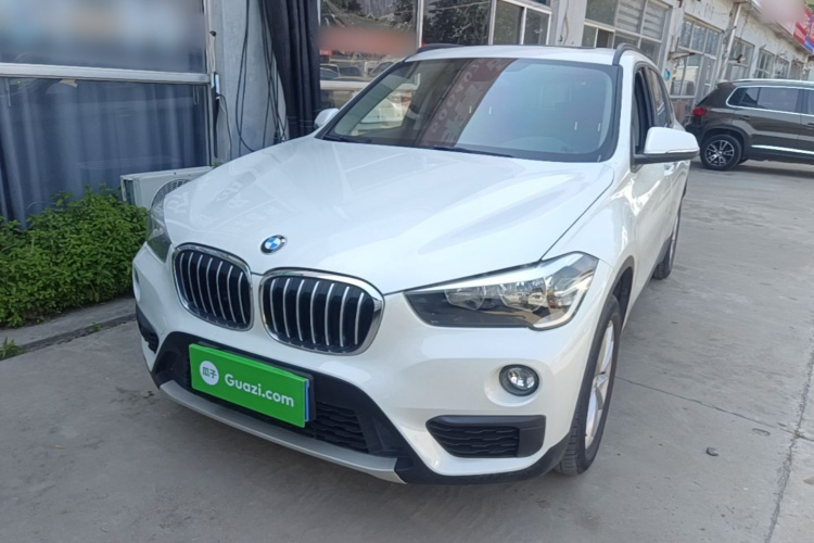BMW X1 2019 #2 BMW X1 2019 car image #2