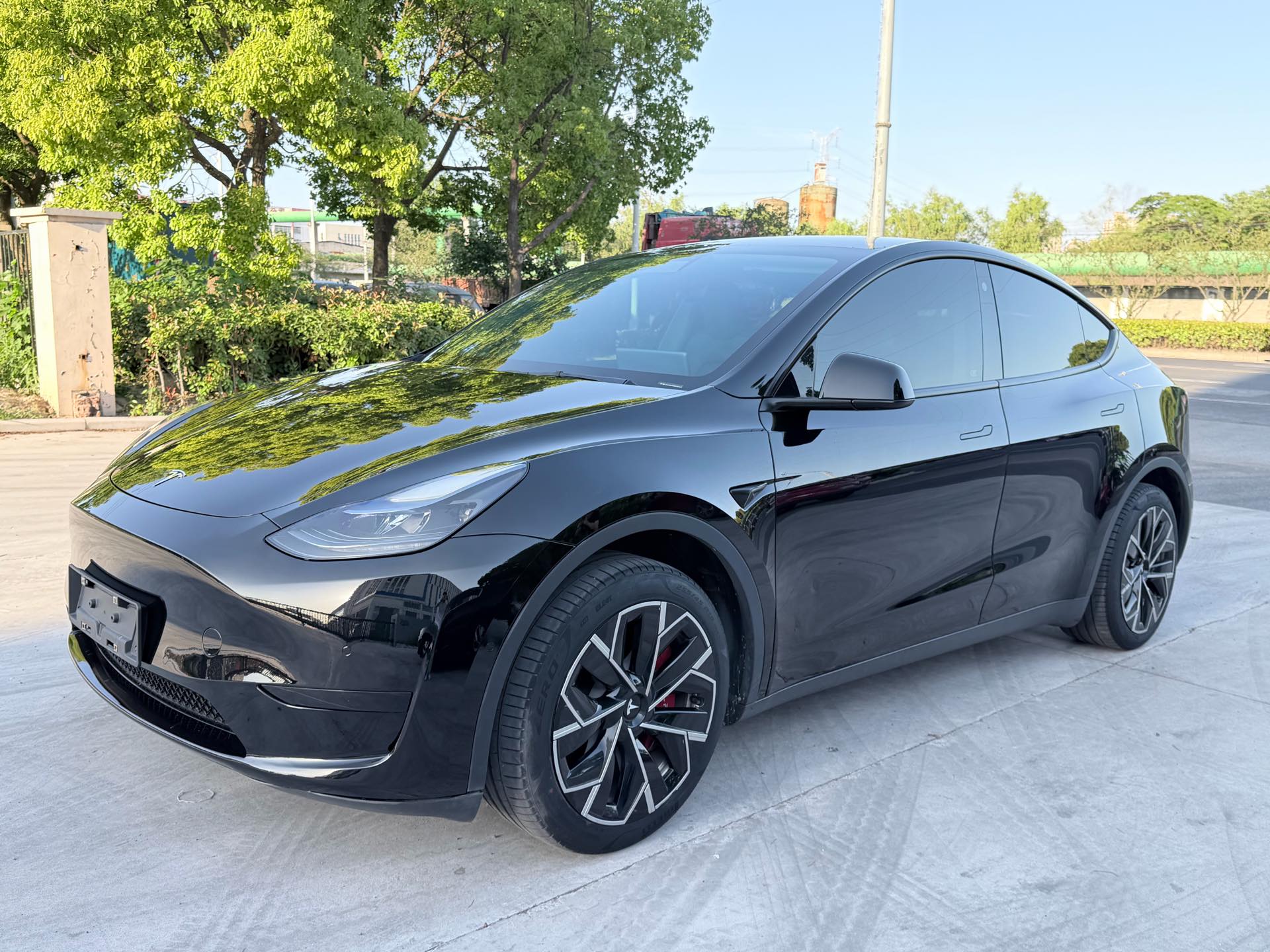 Tesla Model Y 2023 Tesla Model Y 2023 car image