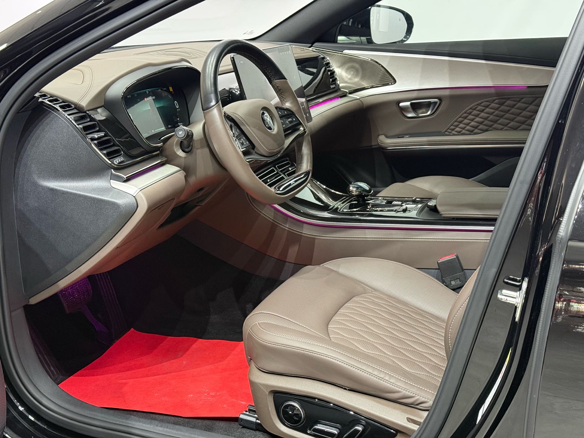BYD Han 2024 #4 BYD Han 2024 immagine di auto #4