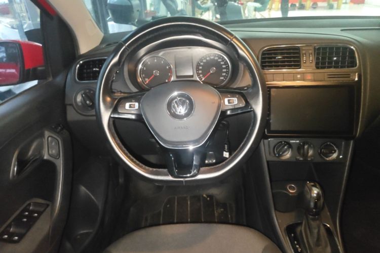 Volkswagen Polo 2017 #11 Volkswagen Polo 2017 car image #11