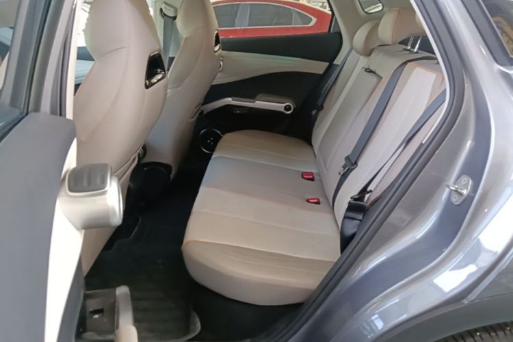 BYD Yuan Plus 2023 immagine di auto #17