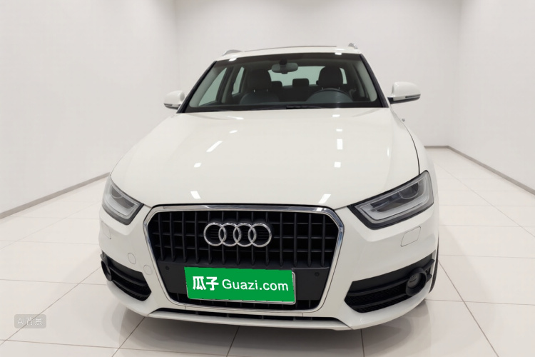 Audi Q3 2014 car image #3