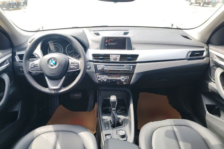 BMW X1 2016 car image #11