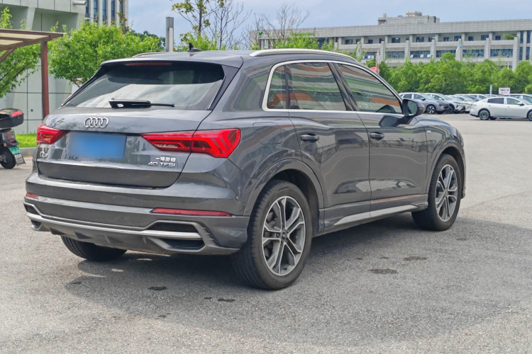 Audi Q3 2022 #5 Audi Q3 2022 car image #5