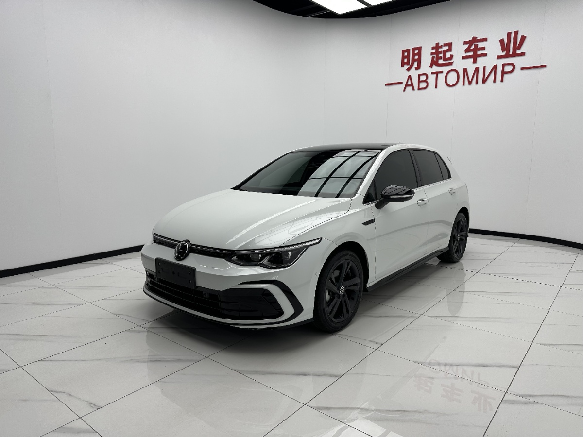 Volkswagen Golf 2022 car image #4