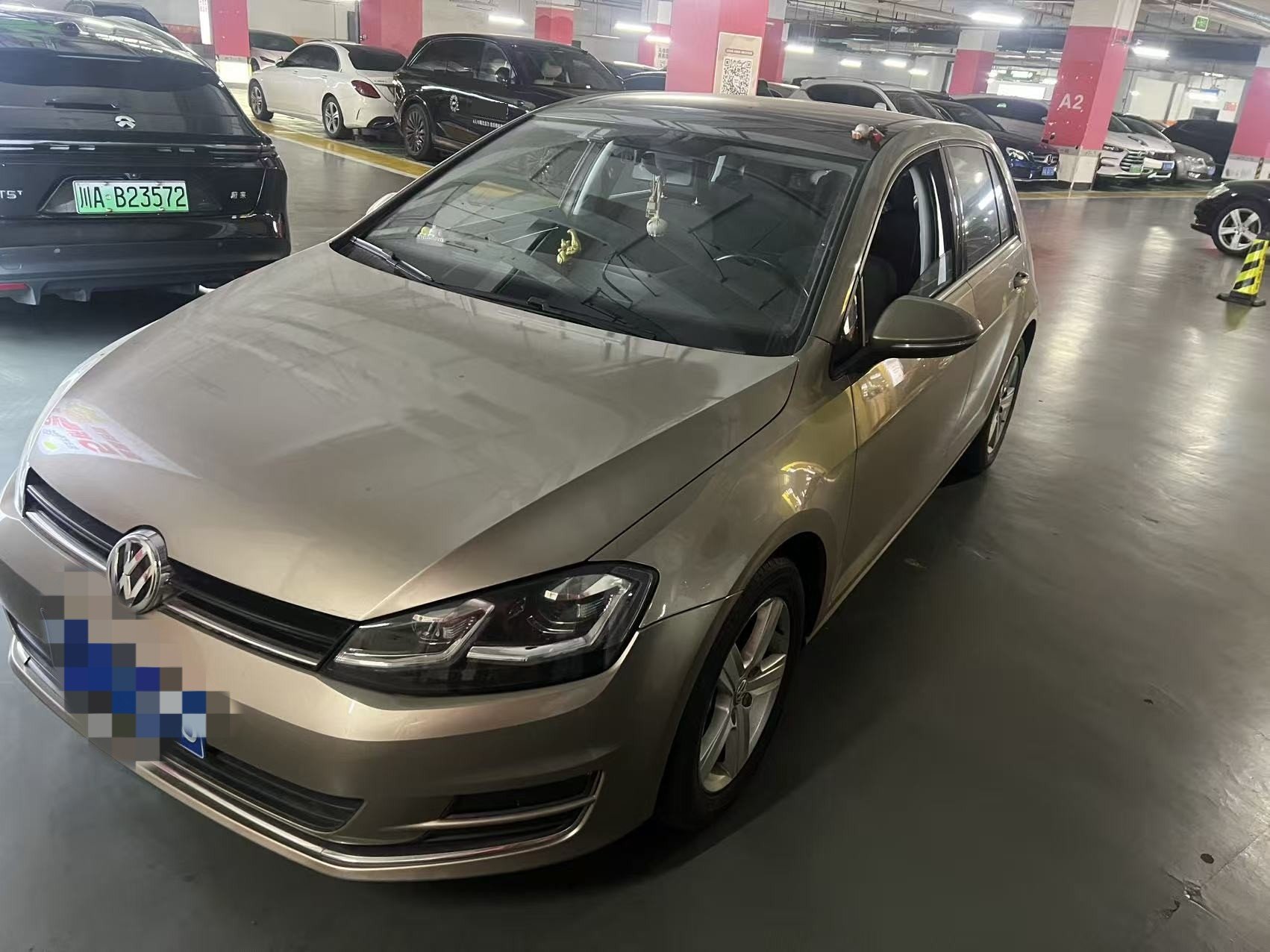 Volkswagen Golf 2014 Volkswagen Golf 2014 car image