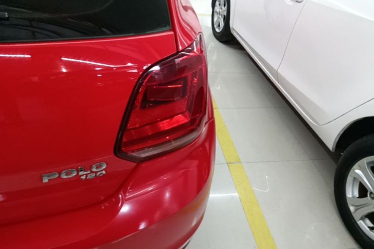 Volkswagen Polo 2019 car image #8