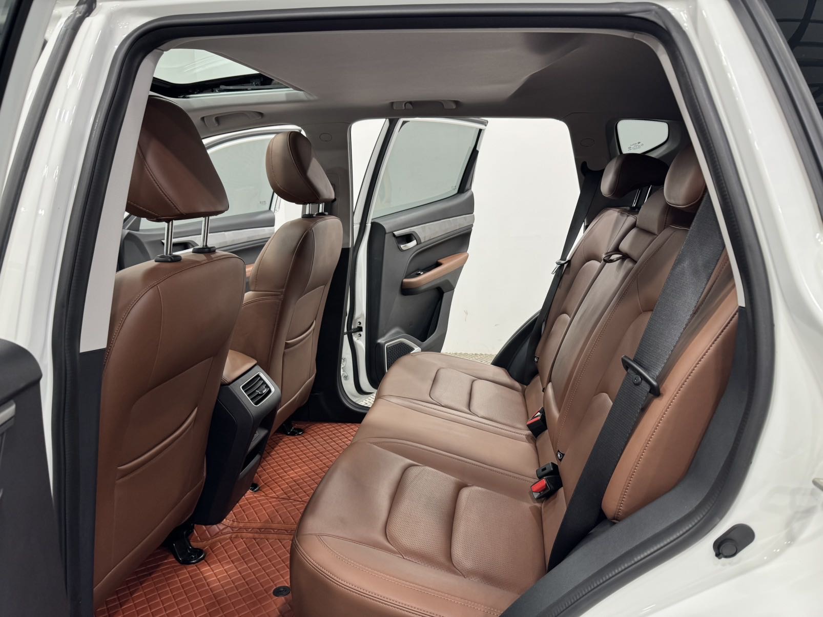 GEELY Vision X6 2023 imagen de coche #6