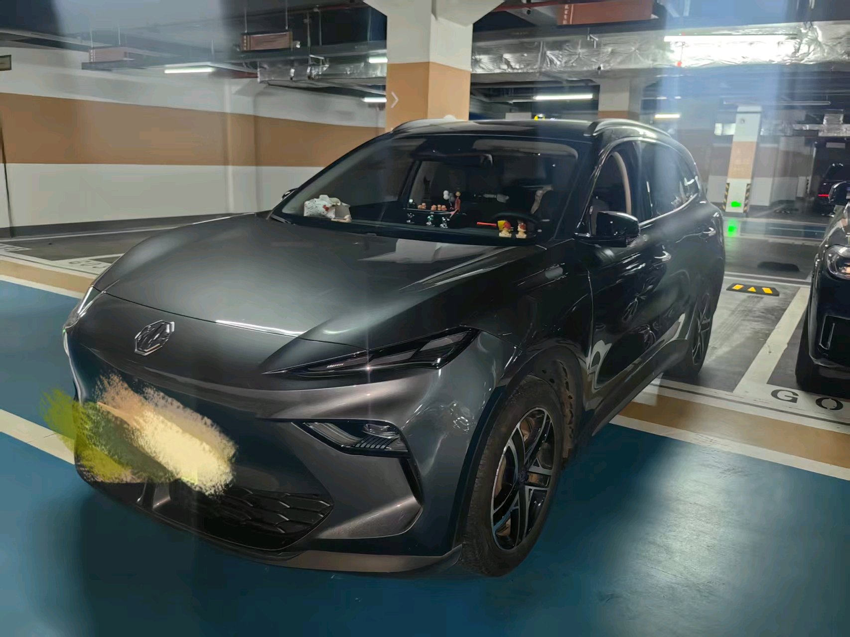 MG ES5 2024 car image 