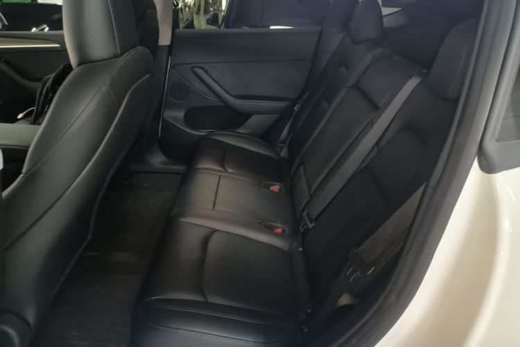 Tesla Model Y 2022 #17 Tesla Model Y 2022 car image #17