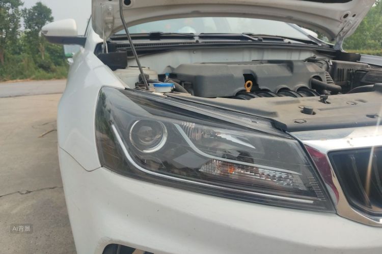 GEELY Emgrand 2021 car image #8