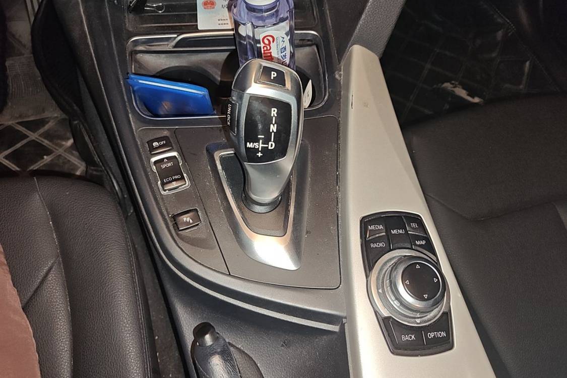 BMW 3 Series 2015 car image #29