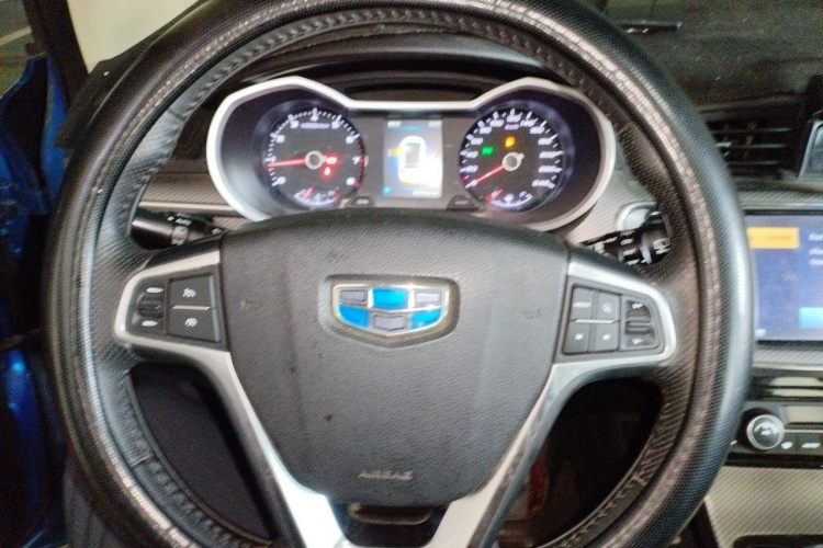 GEELY Emgrand GS 2018 car image #15