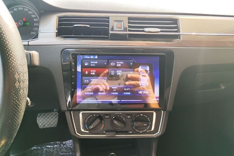 Volkswagen Santana 2020 car image #13