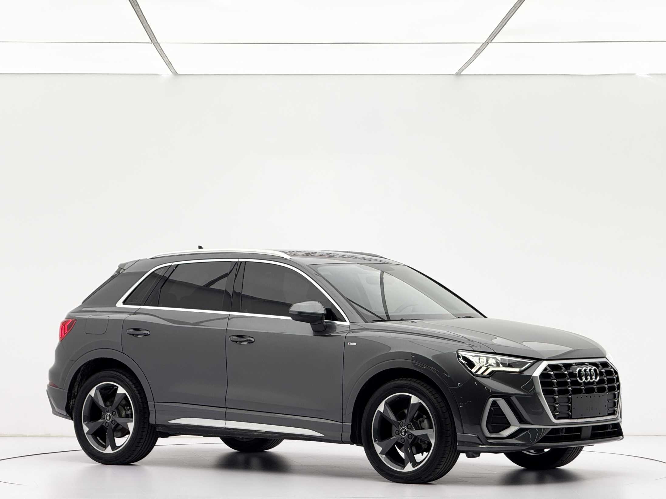 Audi Q3 2023 #7 Audi Q3 2023 car image #7