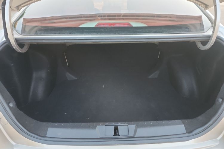 GEELY Emgrand 2019 car image #22