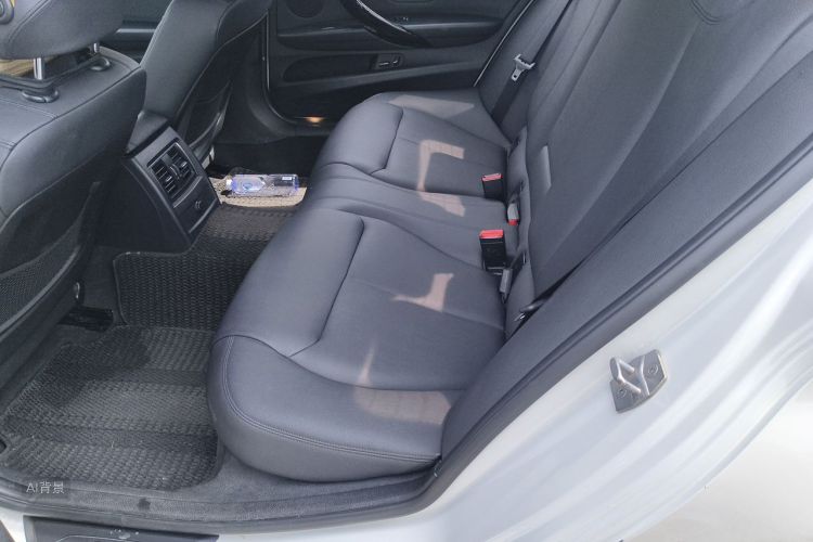 BMW 3 Series 2017 #19 BMW 3 Series 2017 car image #19
