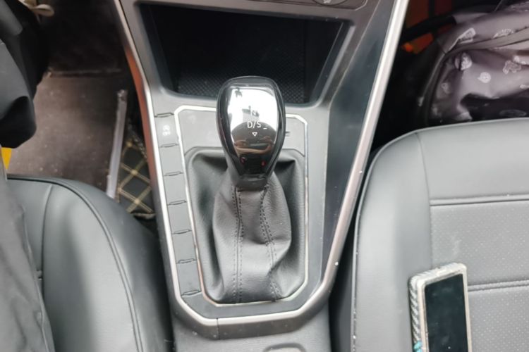 Volkswagen Polo 2020 car image #14