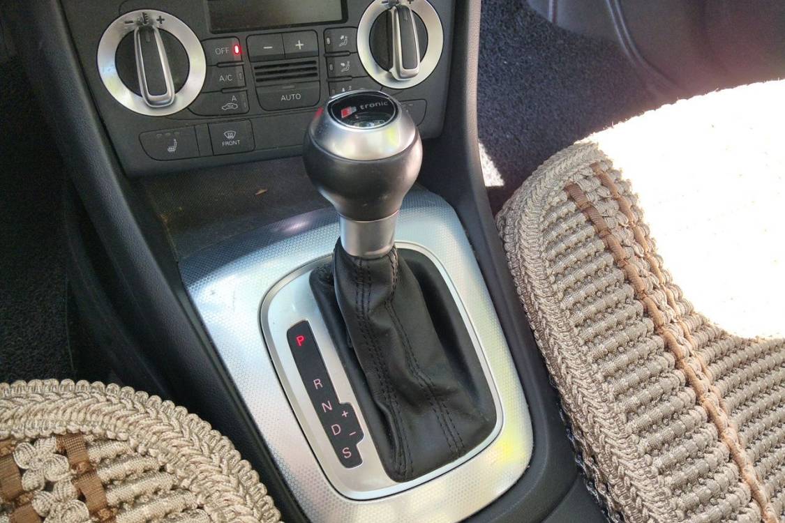 Audi Q3 2013 car image #27