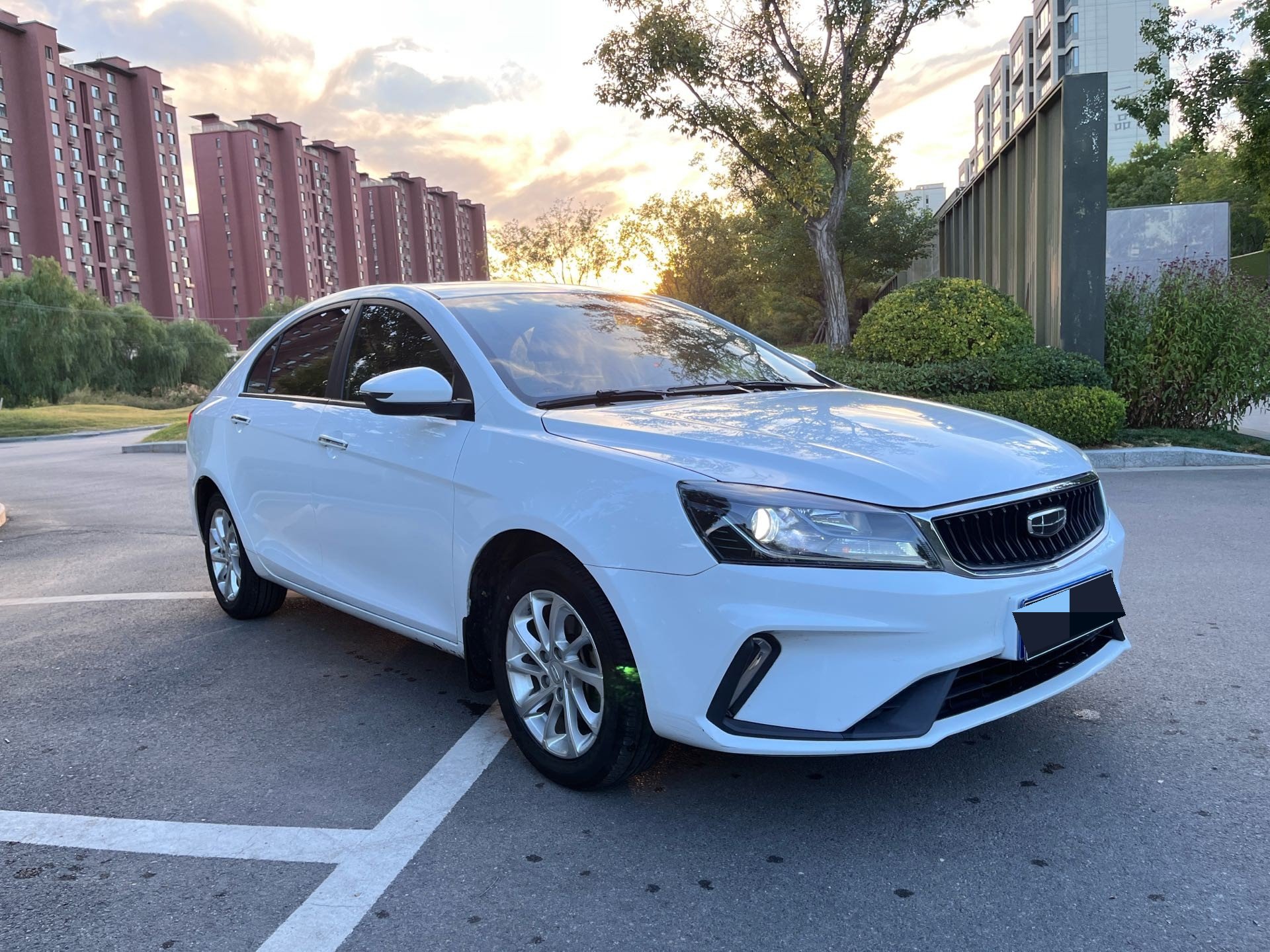 GEELY Emgrand 2022 #3 GEELY Emgrand 2022 car image #3