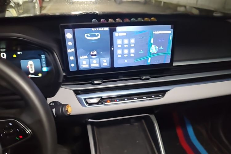 GEELY Emgrand 2023 #15 GEELY Emgrand 2023 car image #15