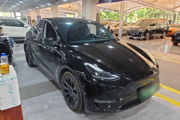 Tesla Model Y 2021 #6 Tesla Model Y 2021 car image #6