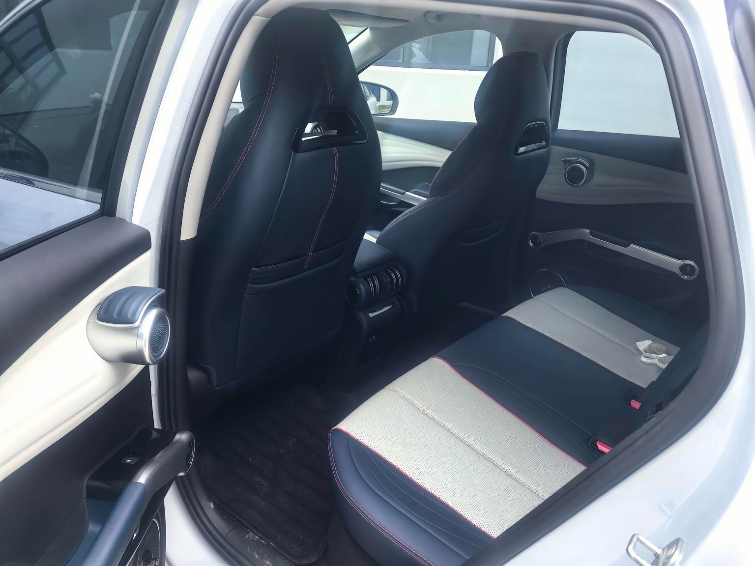 BYD Yuan Plus 2023 immagine di auto #9