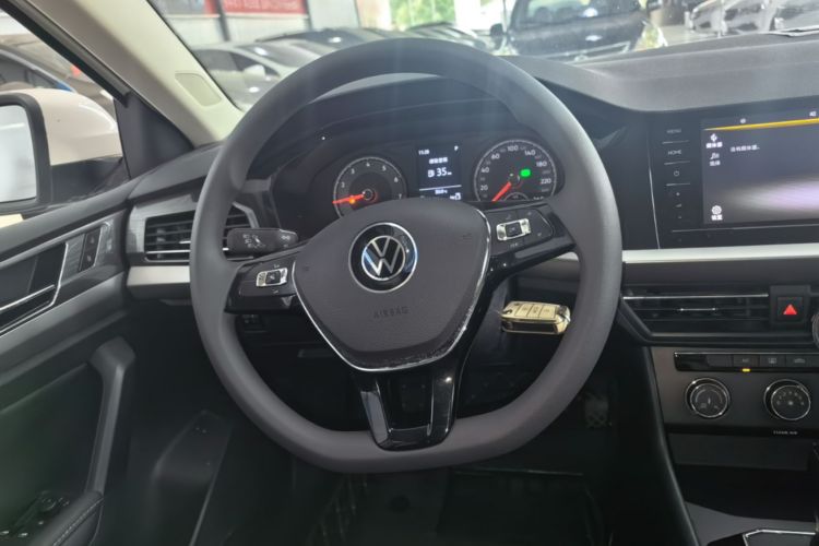 Volkswagen Lavida 2021 #11 Volkswagen Lavida 2021 car image #11