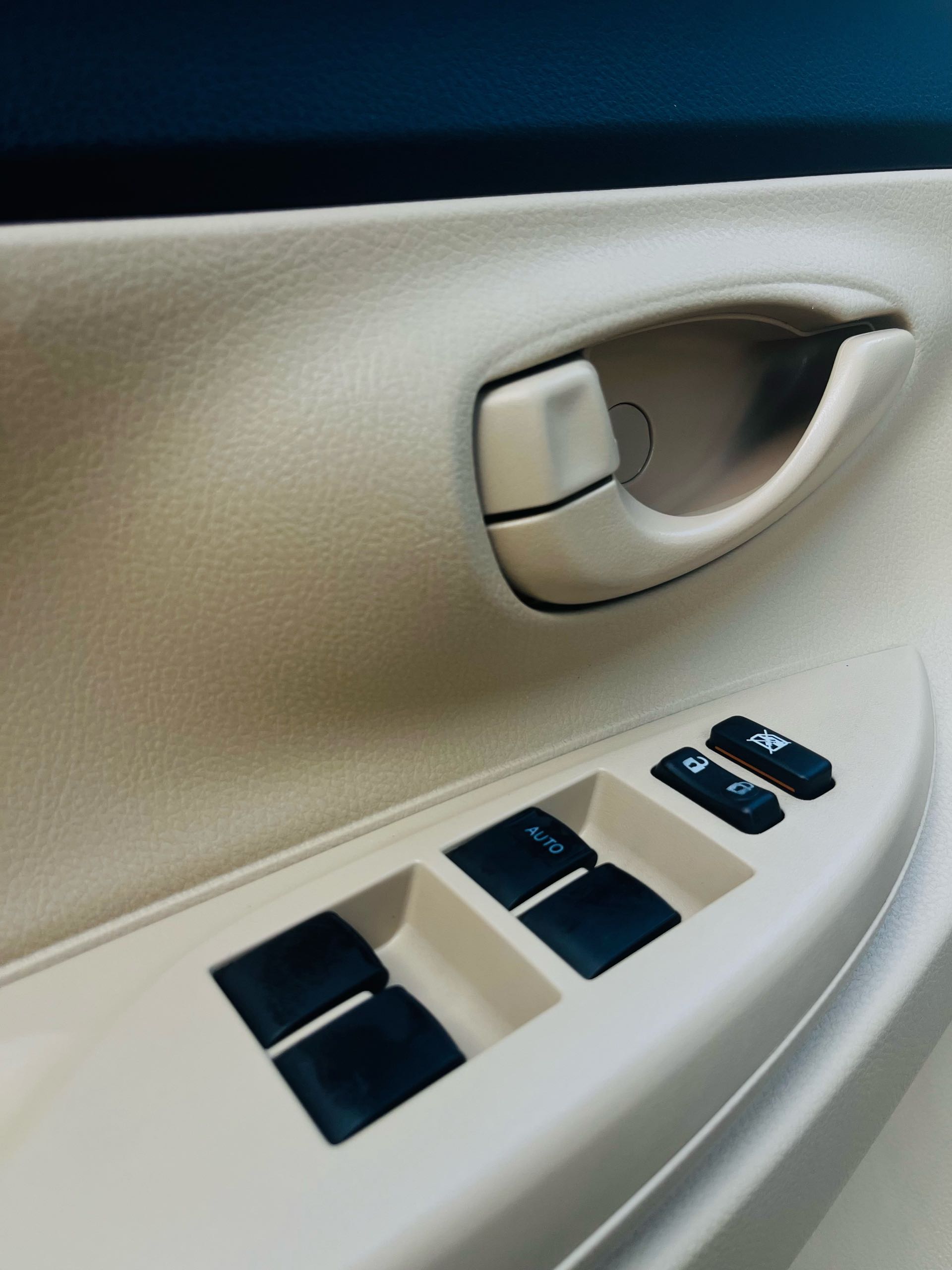 Toyota Vios 2018 car image #11