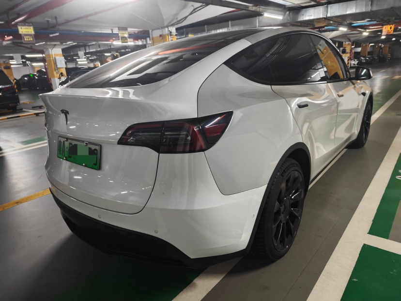 Tesla Model Y 2021 image de voiture #7