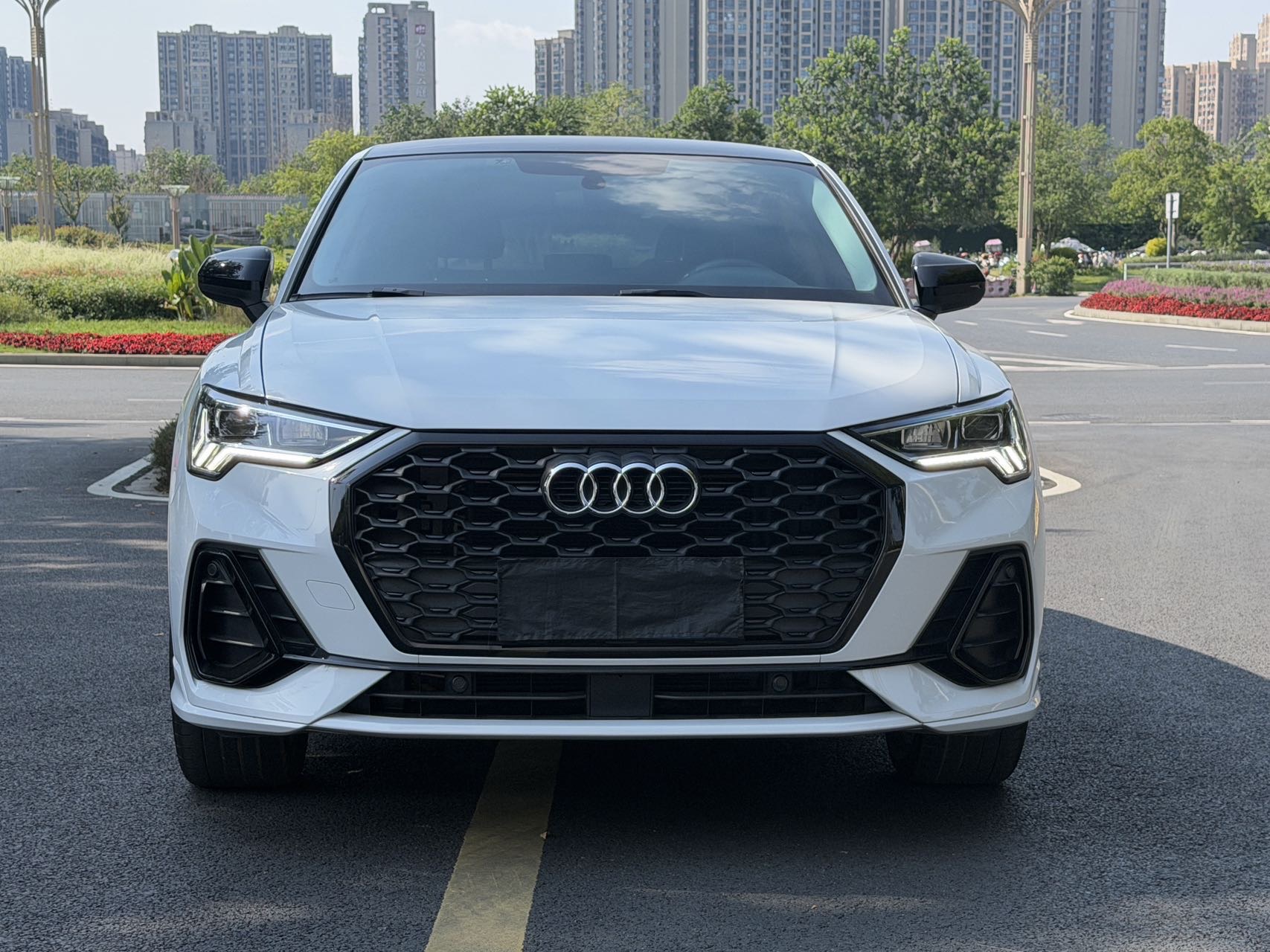 Audi Q3 Sportback 2023 imagen de coche #2