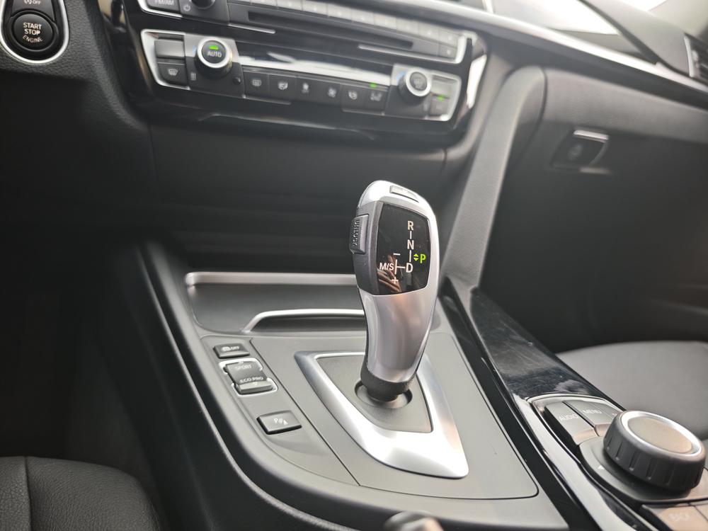 BMW 3 Series 2016 #14 BMW 3 Series 2016 car image #14