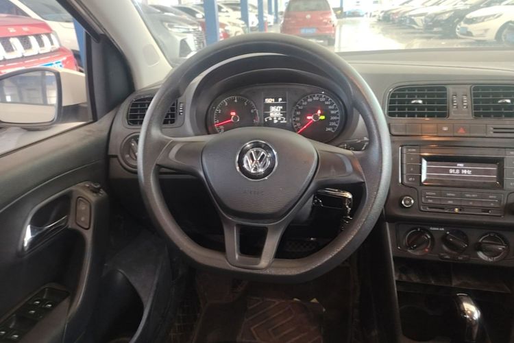 Volkswagen Polo 2018 #11 Volkswagen Polo 2018 car image #11