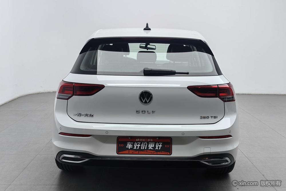 Volkswagen Golf 2021 #3 Volkswagen Golf 2021 صورة سيارة #3