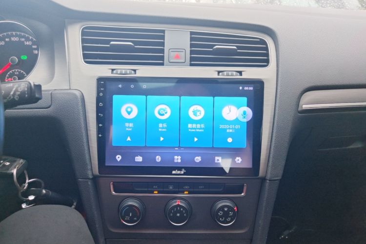 Volkswagen Golf 2015 car image #13