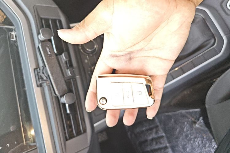 Volkswagen Polo 2021 car image #9