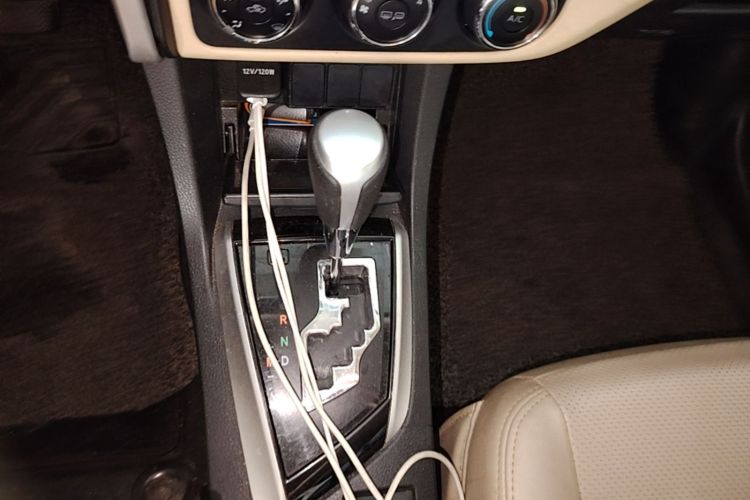 Toyota Corolla 2019 #14 Toyota Corolla 2019 car image #14