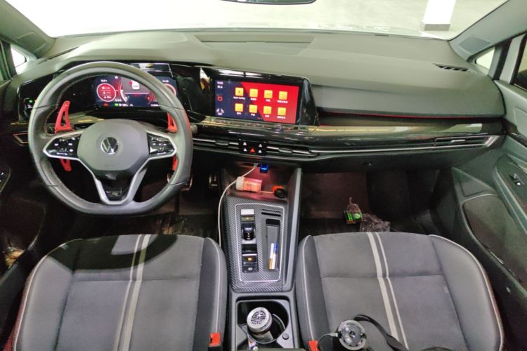 Volkswagen Golf 2022 car image #10