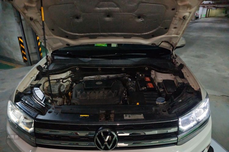 Volkswagen Tharu 2019 car image #22