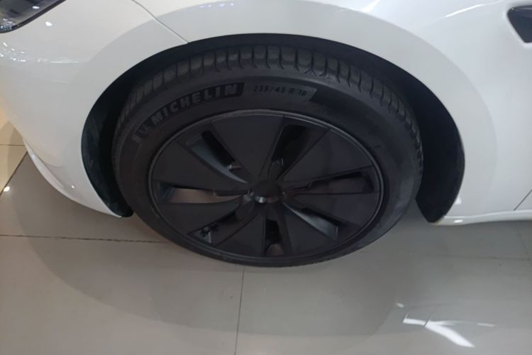 Tesla Model 3 2024 #9 Tesla Model 3 2024 car image #9