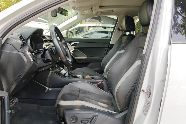 Audi Q3 2019 #18 Audi Q3 2019 car image #18