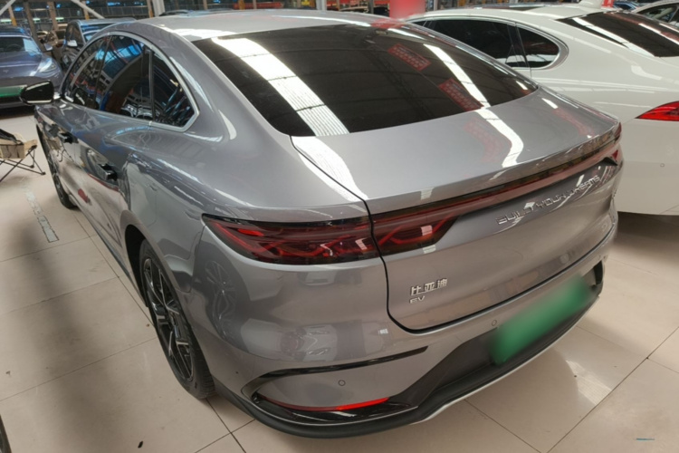 BYD Han 2022 immagine di auto #5