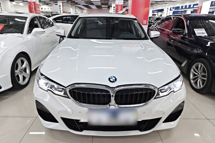 BMW 3 Series 2021 #3 BMW 3 Series 2021 car image #3